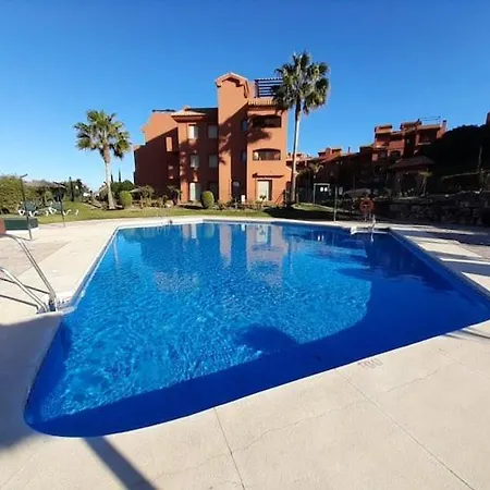 Increíble Y Moderno Duplex Con Piscinas Y Preciosas Vistas Apart-hotel Estepona