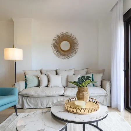 Increíble Y Moderno Duplex Con Piscinas Y Preciosas Vistas 4* Estepona